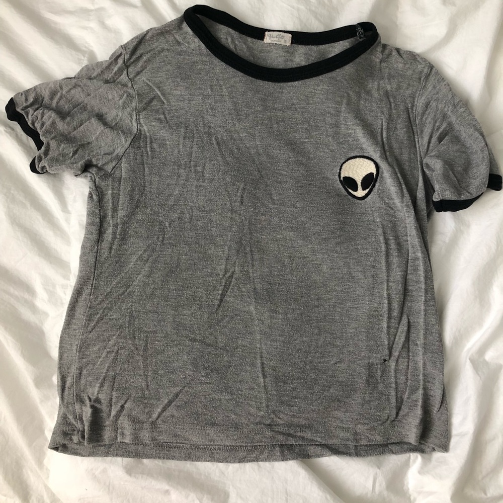 Brandy Melville Alien Top